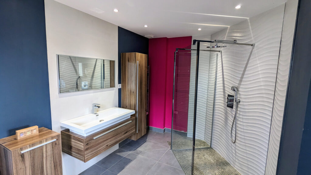 Maison de 168 m2 avec piscine et garage sur un terrain de 15 – 6 pièces – 5 chambres – 6  – 168 m²