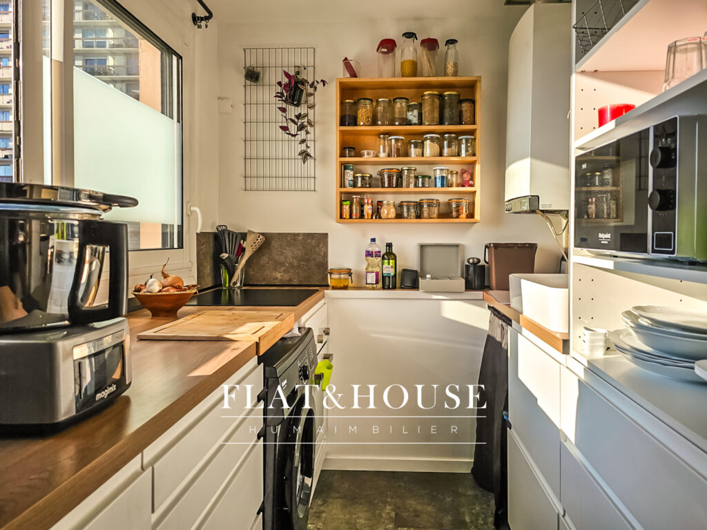 T1 bis + garage Box sous-sol /beaulieu / 35 .5 m2 – 1 pièce – NR chambres – 6  – 35.55 m²