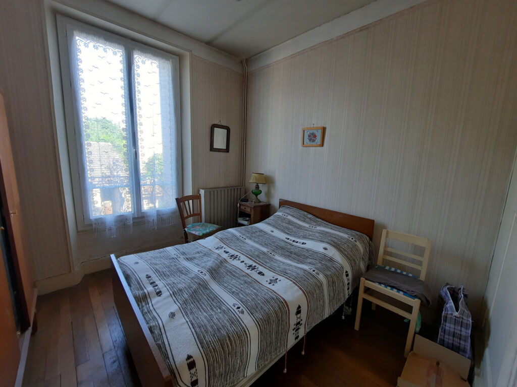 Entre Joigny et Migennes – 7 pièces – 4 chambres – NR  – 127.8 m²