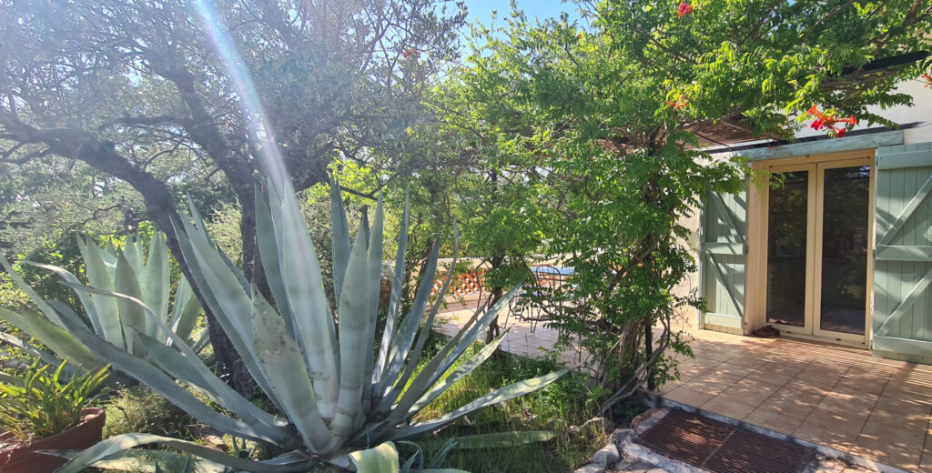 Maison individuelle avec grand terrain et piscine – 7 pièces – 5 chambres – 6  – 150 m²