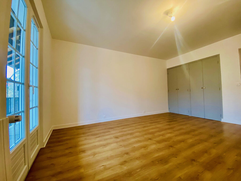 Appartement T4 à Publier avec garage  – 4 pièces – 3 chambres – 6  – 86.02 m²