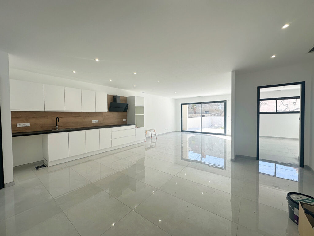 Perpignan Sud – Villa a étrenner Type 4 avec garage – 4 pièces – 3 chambres – NR  – 102.8 m²