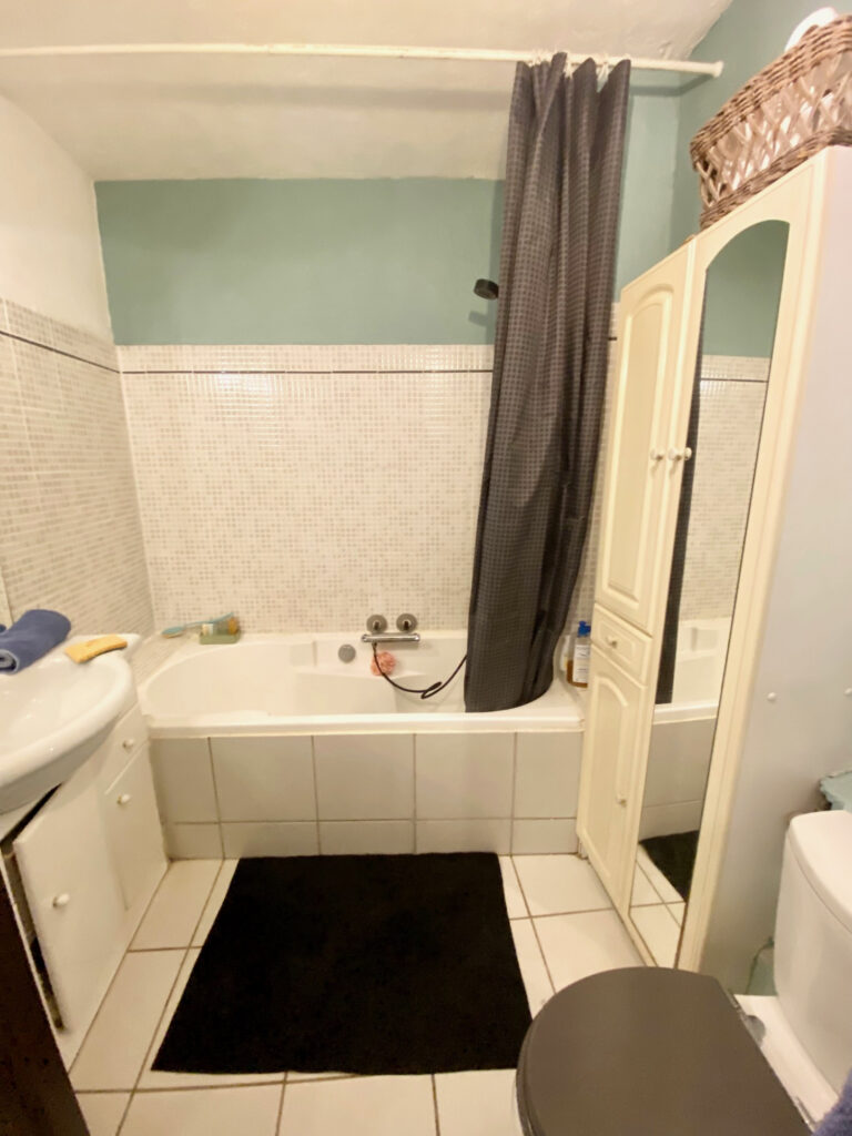 Maison de Village  – 3 pièces – 2 chambres – 6  – 78 m²