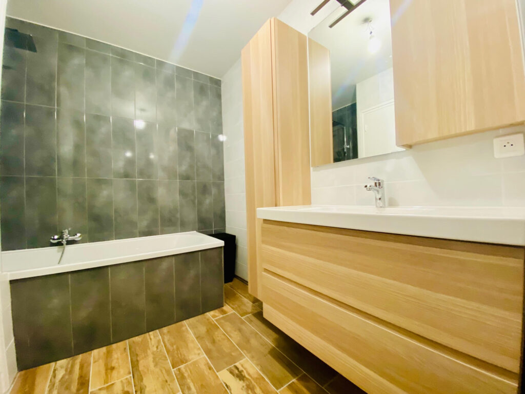 Appartement T4 à Publier avec garage  – 4 pièces – 3 chambres – 6  – 86.02 m²