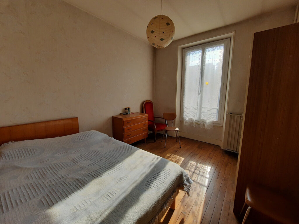 Entre Joigny et Migennes – 7 pièces – 4 chambres – NR  – 127.8 m²