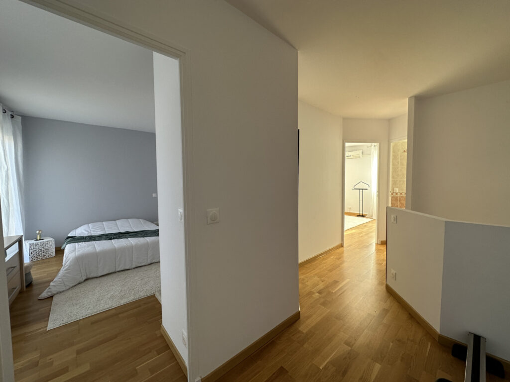 Le Boulou – Appartement 3 pièces 110m2 avec cour de 50m2 – 3 pièces – 2 chambres – NR  – 110 m²