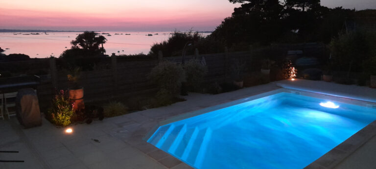 PLOUBAZLANEC, secteur recherché, vue sur mer imprenable.  – 8 pièces – 4 chambres – 179.1 m²