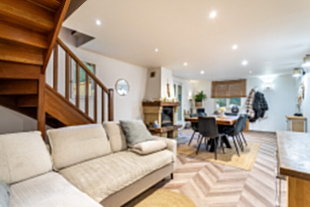 À vendre à Solliès-Toucas (83) : maison avec terrasse de 5 p – 5 pièces – 3 chambres – 6  – 130 m²