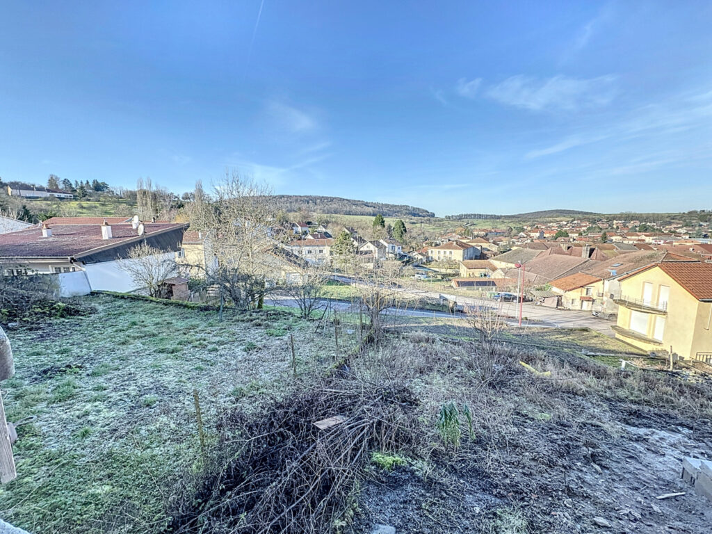 Maison Rustique de 1787, Spacieuse et Pleine de Caractère ! – 6 pièces – 4 chambres – 6  – 176 m²