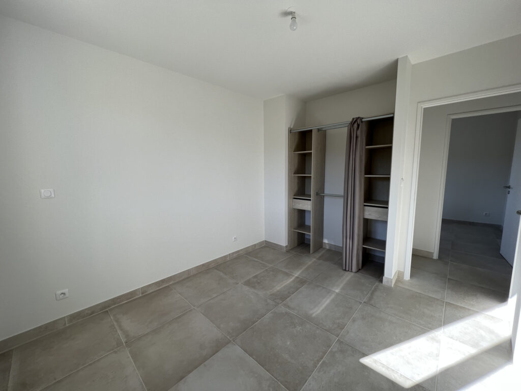 Saint Paul Lez Durance: location maison T4 avec belle terras – 4 pièces – 3 chambres – 80.4 m²