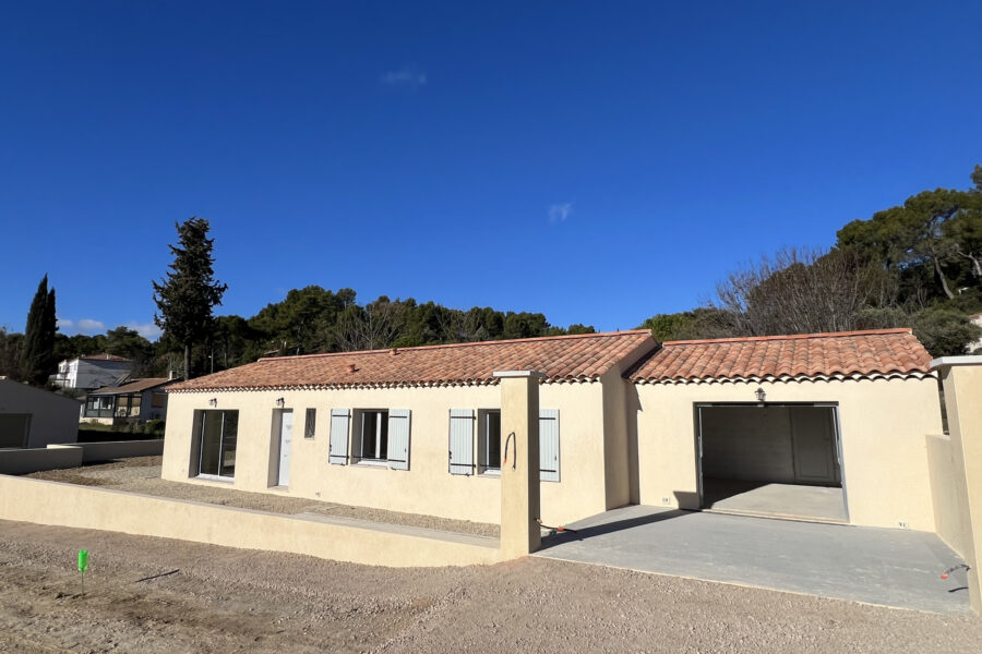 Maison à louer à La bastidonne