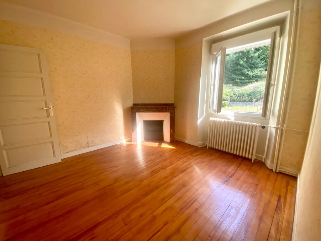 Maison 6 chambres dans quartier calme  – 7 pièces – 6 chambres – 2  – 225 m²