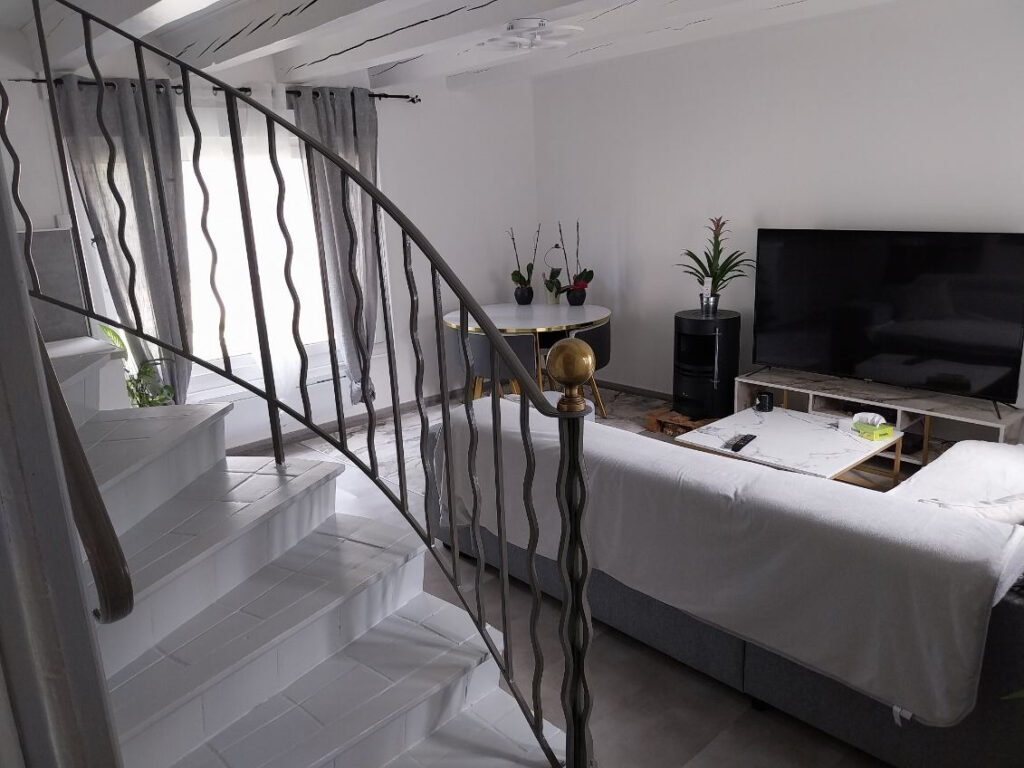 Charmante maison de campagne – 3 pièces – 2 chambres – 10  – 75 m²