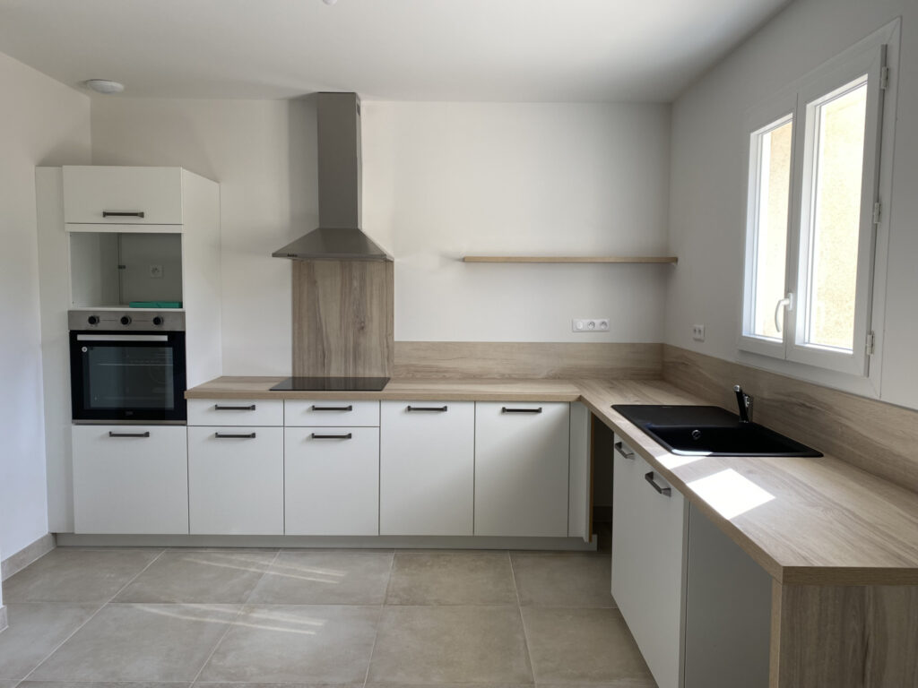 Saint Paul Lez Durance: location maison T4 avec belle terras – 4 pièces – 3 chambres – 80.4 m²