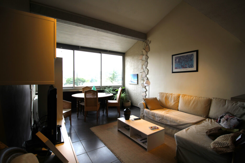 Duplex dans quartier résidentiel et calme – 3 pièces – 2 chambres – 6  – 57 m²