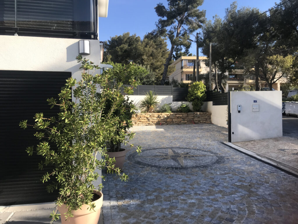 Maison Bandol 8 pièce(s) 210 m2 – 8 pièces – 5 chambres – 6  – 210 m²