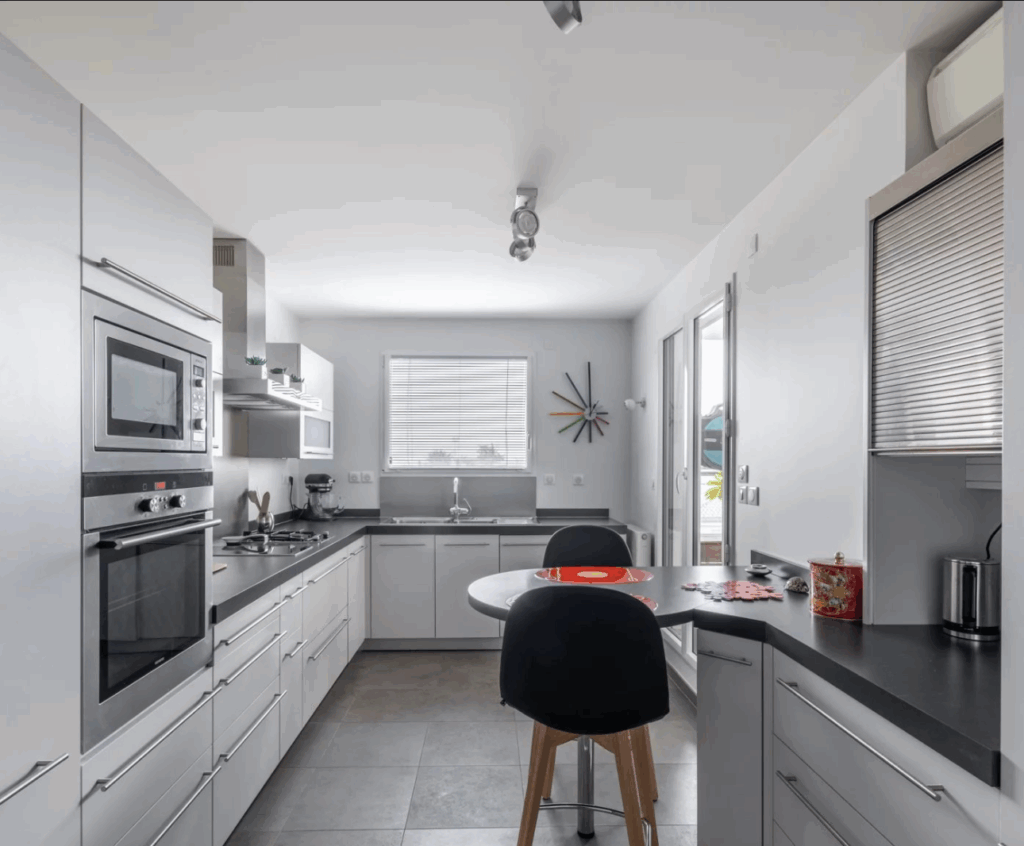 Appartement toit terrasse Tassin-La-Demi-Lune – 5 pièces – 3 chambres – 4  – 158.67 m²