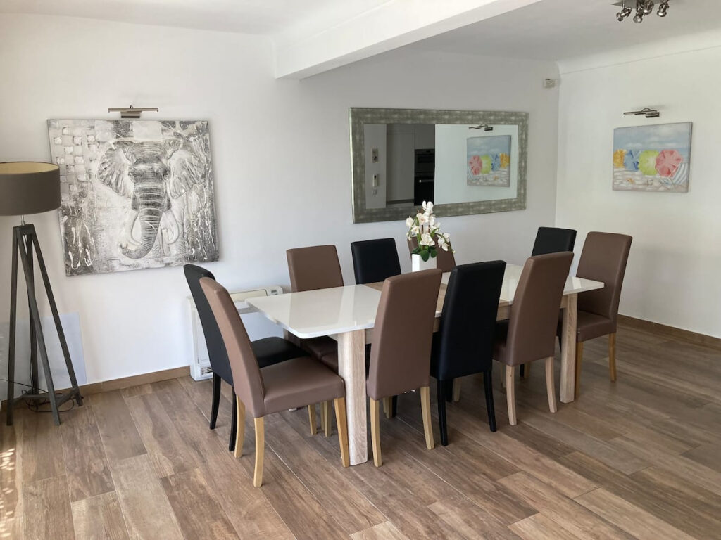 Maison Centre ville Cannes 140 m2 – 5 pièces – 4 chambres – NR  – 140 m²