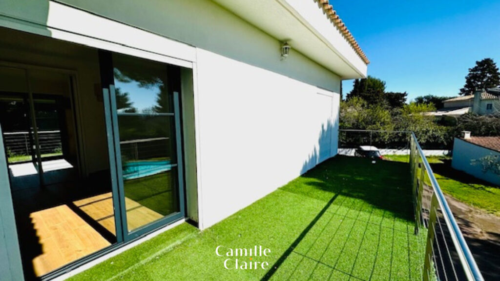 Maison contemporaine de prestige de 290m2 à 5 minutes du cen – 9 pièces – 7 chambres – NR  – 290 m²