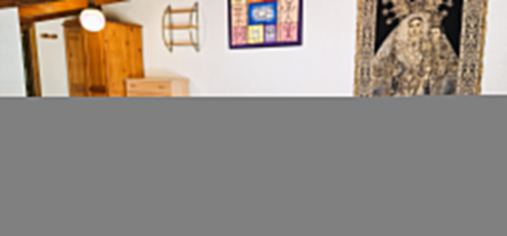 COUSTOUGES – MAISON DE PLAIN-PIED AVEC DEPENDANCE  – 4 pièces – 3 chambres – 6  – 75 m²