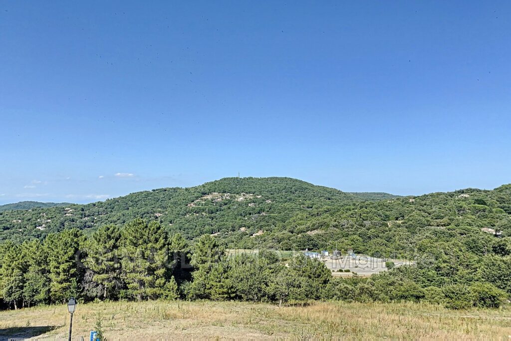 Programme neuf a la Garde Freinet avec vue dégagée – 4 pièces – 3 chambres – 4  – 89.00 m²