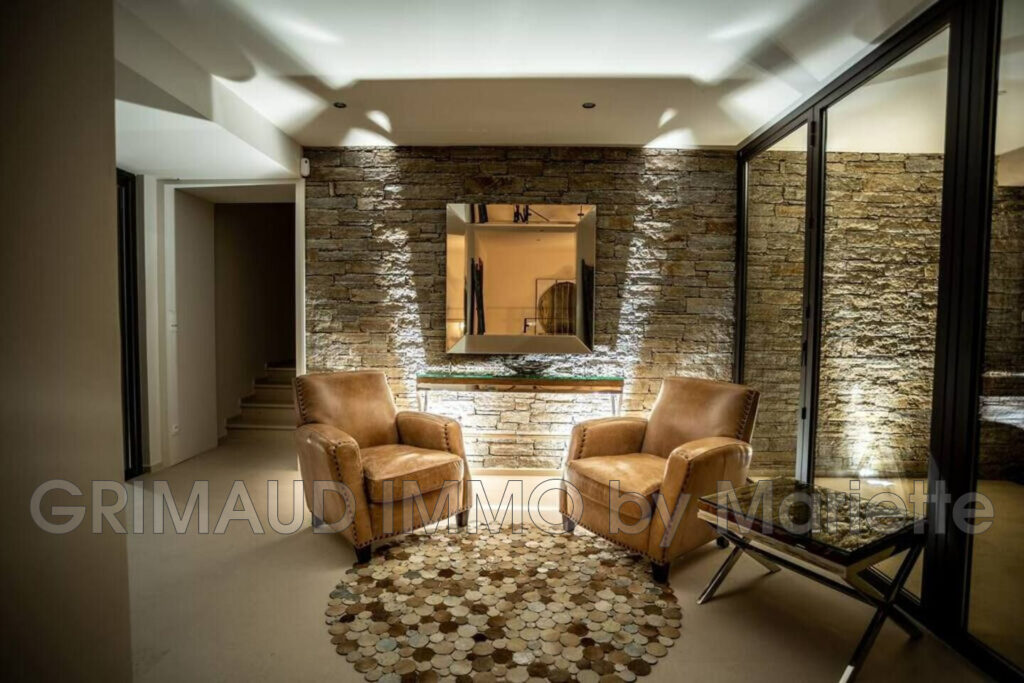 vente villa 7 Pièce(s) – 7 pièces – 5 chambres – 4  – 306.00 m²