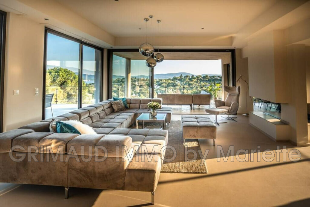 vente villa 7 Pièce(s) – 7 pièces – 5 chambres – 4  – 306.00 m²