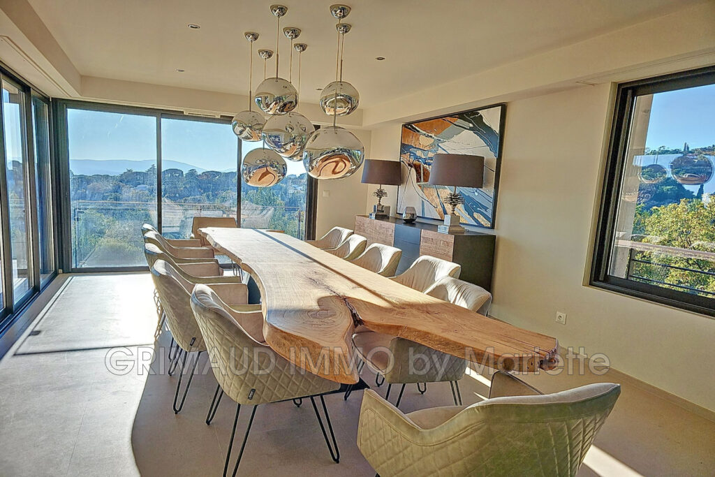 vente villa 7 Pièce(s) – 7 pièces – 5 chambres – 4  – 306.00 m²