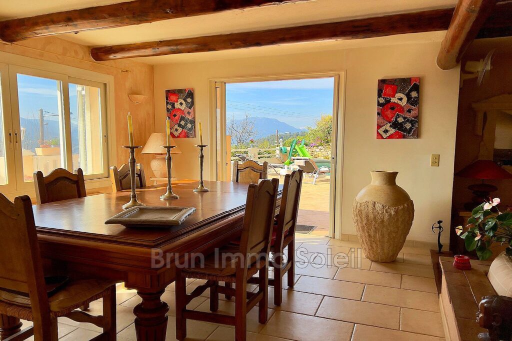 ASPREMONT 06 hauteur nice   agence BRUN IMMO SOLEIL  7 Boulev – 6 pièces – 4 chambres – 4  – 180.00 m²