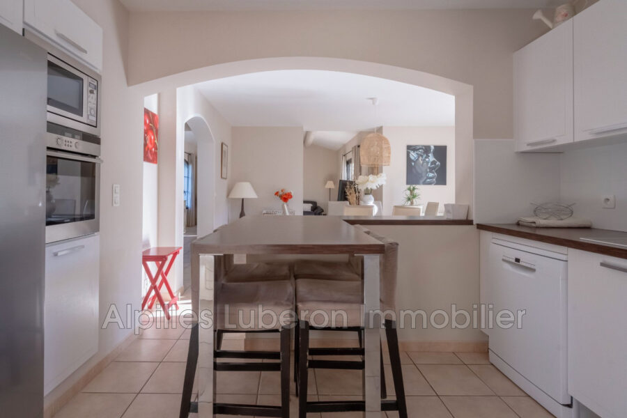 Maison à louer à Eygalières