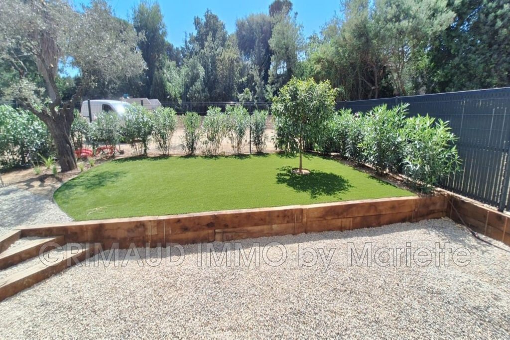 joli mazet avec jardinet et deux terrasses, a pied des plages, – 3 pièces – 2 chambres – 4  – 72.81 m²