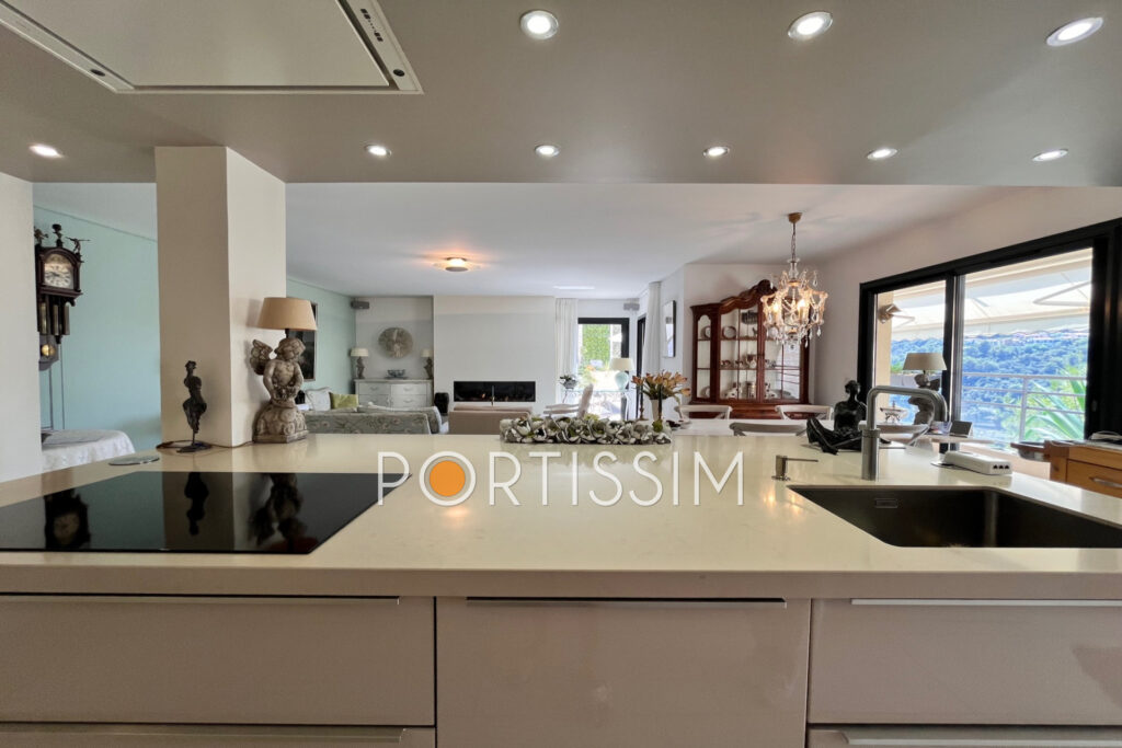 vente dernier étage 3 Pièce(s) – 3 pièces – 2 chambres – 107.00 m²