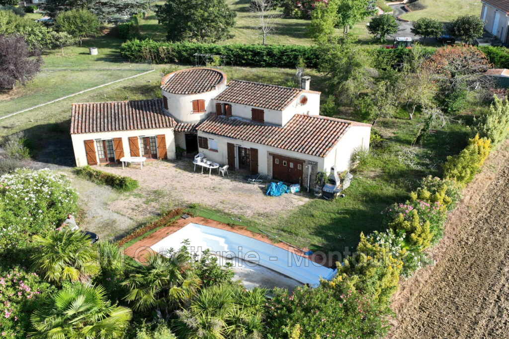 vente maison – NR pièces – 3 chambres – 4  – 148.00 m²