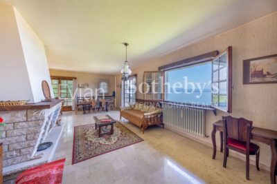ENTRE EVIAN ET THONON VILLA VUE LAC – 8 pièces – 6 chambres – 300 m²