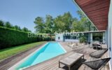 Villa contemporaine avec piscine – 6 pièces – 4 chambres – 6  – 250 m²
