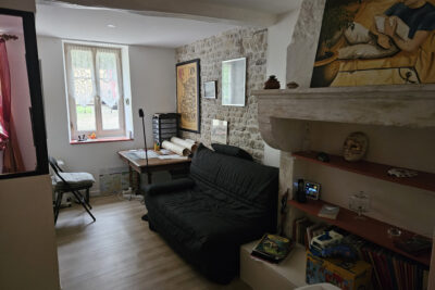 MAISON EN PIERRE LA GARETTE AU BORD DE L EAU – 3 pièces – 2 chambres – 94 m²