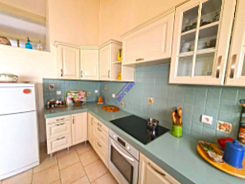 Belle Villa T6 sur terrain de 914m2 – 6 pièces – 4 chambres – 6  – 114 m²