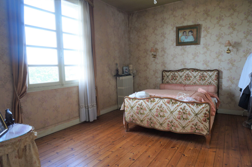 Maison 5 pièces de 135 m2 proche port et commerces – 5 pièces – 4 chambres – 6  – 135 m²