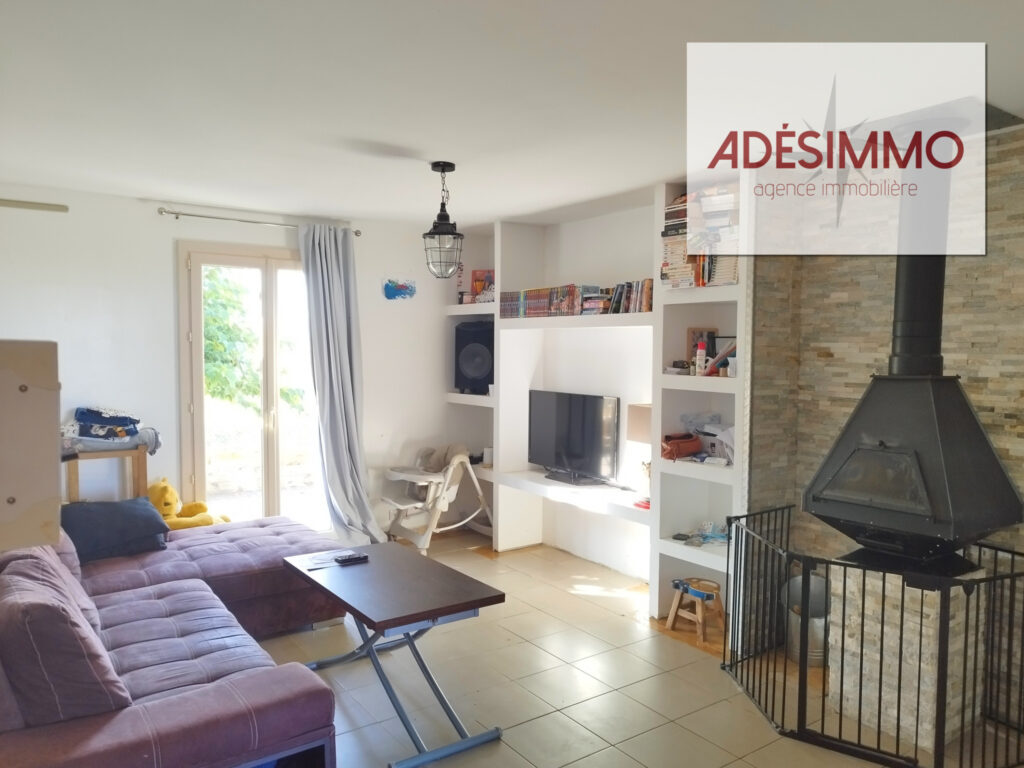  Maison T5 de 110m2  jardin 1220m2  garages & vue sur les Py – 5 pièces – 3 chambres – 6  – 110 m²