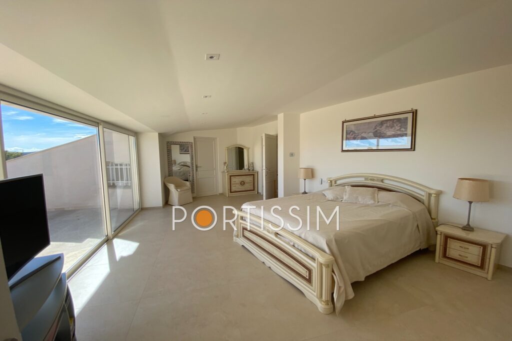  Magnifique propriété Vue PANORAMIQUE Mer et Château – 7 pièces – 6 chambres – 435.00 m²