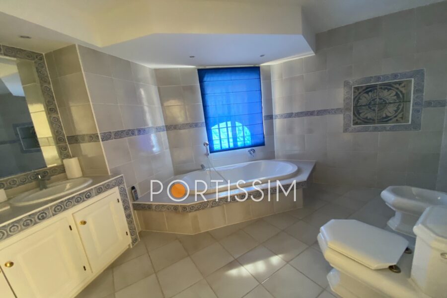 Maison à vendre à Cagnes-sur-mer