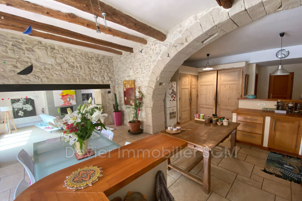 vente maison de caractère 7 Pièce(s) – 7 pièces – 5 chambres – 4  – 307.00 m²