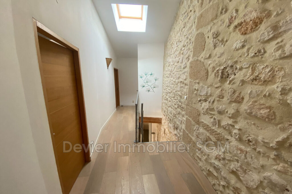 vente maison de caractère 7 Pièce(s) – 7 pièces – 5 chambres – 4  – 307.00 m²