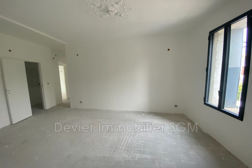 vente maison de caractère 7 Pièce(s) – 7 pièces – 5 chambres – 4  – 307.00 m²