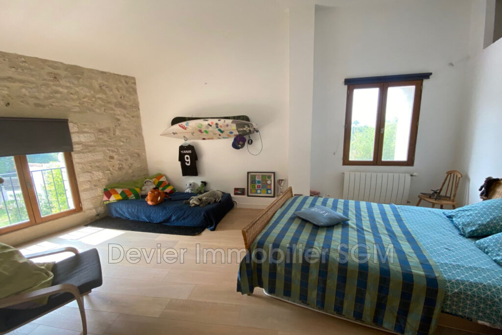 vente maison de caractère 7 Pièce(s) – 7 pièces – 5 chambres – 4  – 307.00 m²