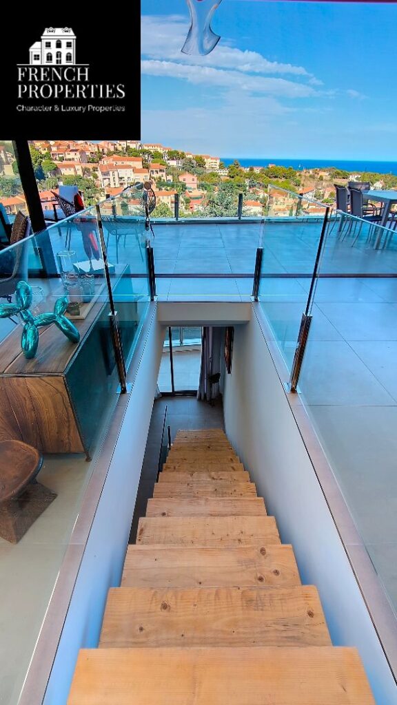 Maison contemporaine – 5 pièces – 4 chambres – 4  – 210 m²