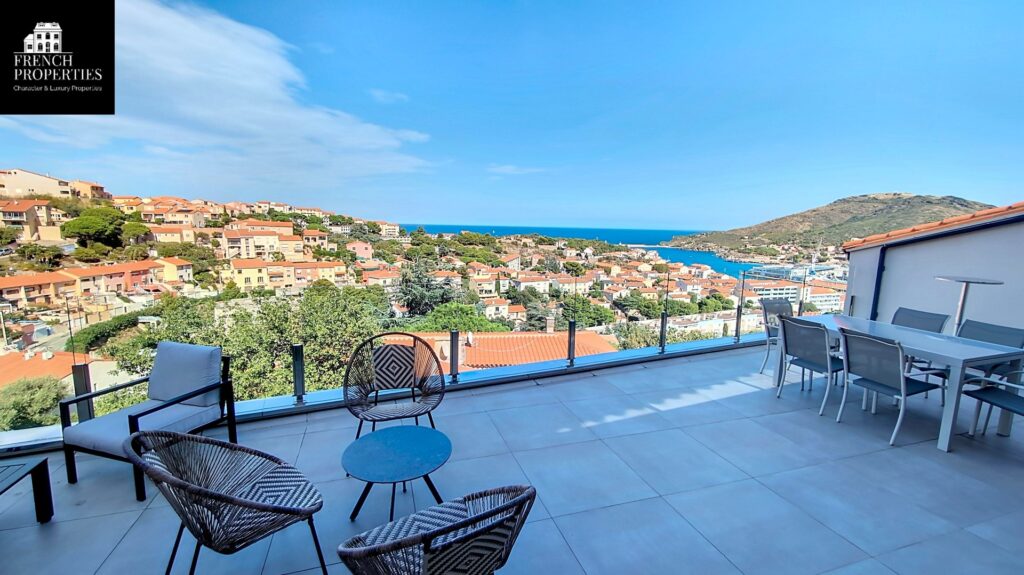 Maison contemporaine – 5 pièces – 4 chambres – 4  – 210 m²