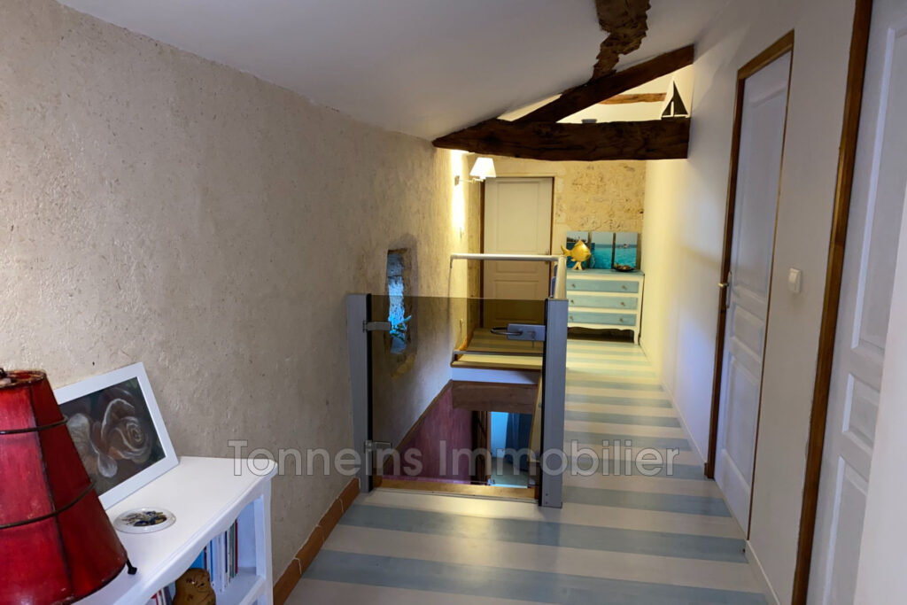 vente maison en pierre 4 Pièce(s) – 4 pièces – 3 chambres – 149.00 m²