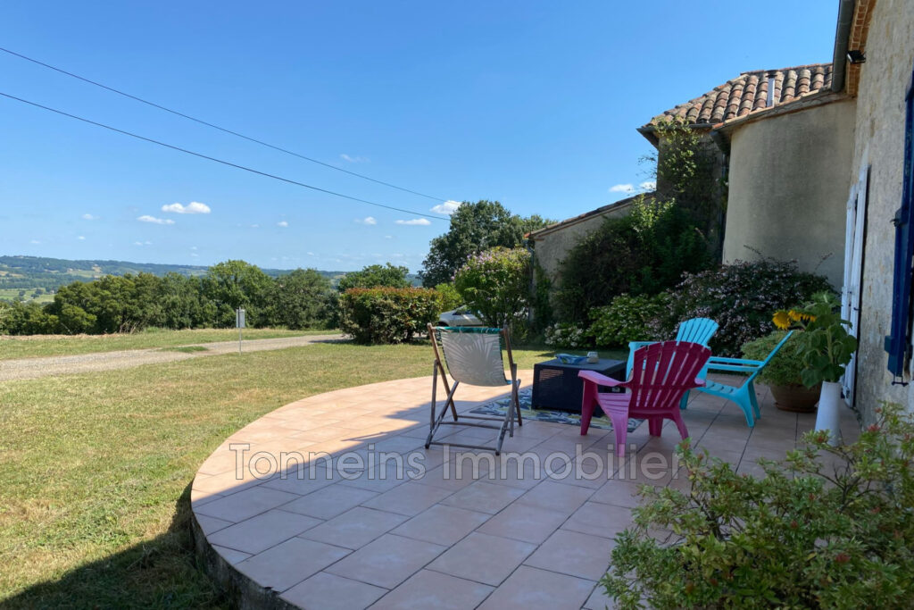 vente maison en pierre 4 Pièce(s) – 4 pièces – 3 chambres – 149.00 m²