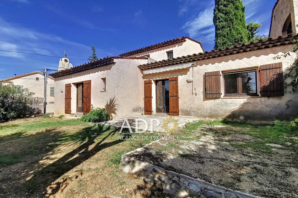 vente maison 6 Pièce(s) – 6 pièces – 3 chambres – 4  – 131.60 m²